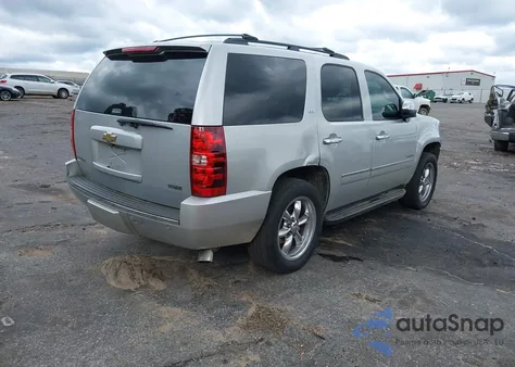 2010 Chevrolet Tahoe Ltz из США, поврежденный, VIN 1GNUCCE03AR225973